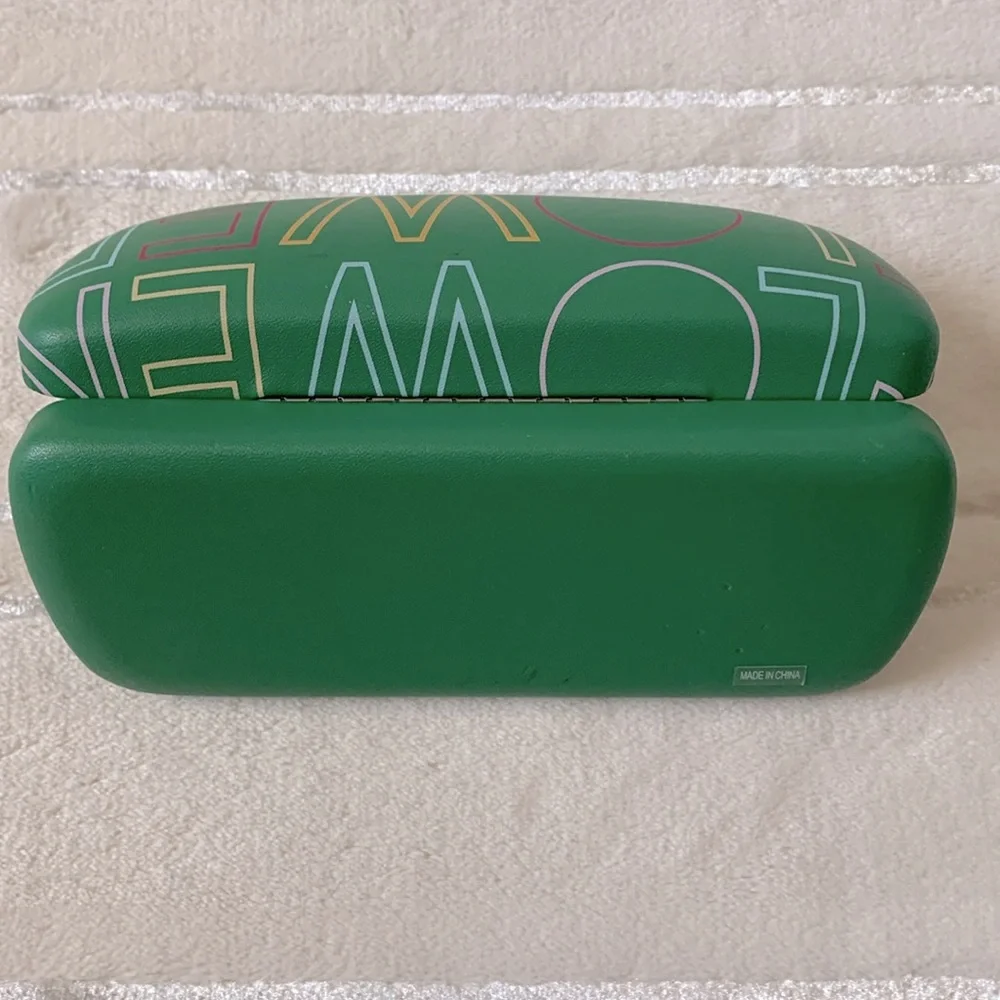 Hard Case for Sunglasses / Glasses